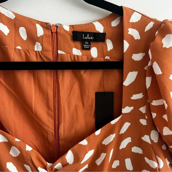 B98 NEW Lulu’s Oh My Darlin' Orange Print Puff Sleeve Mini Dress - Picture 4 of 8